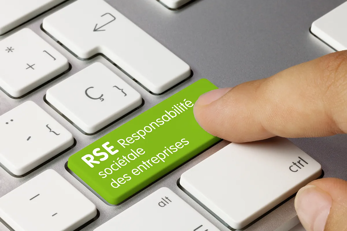 Touche RSE sur un clavier d'ordinateur
